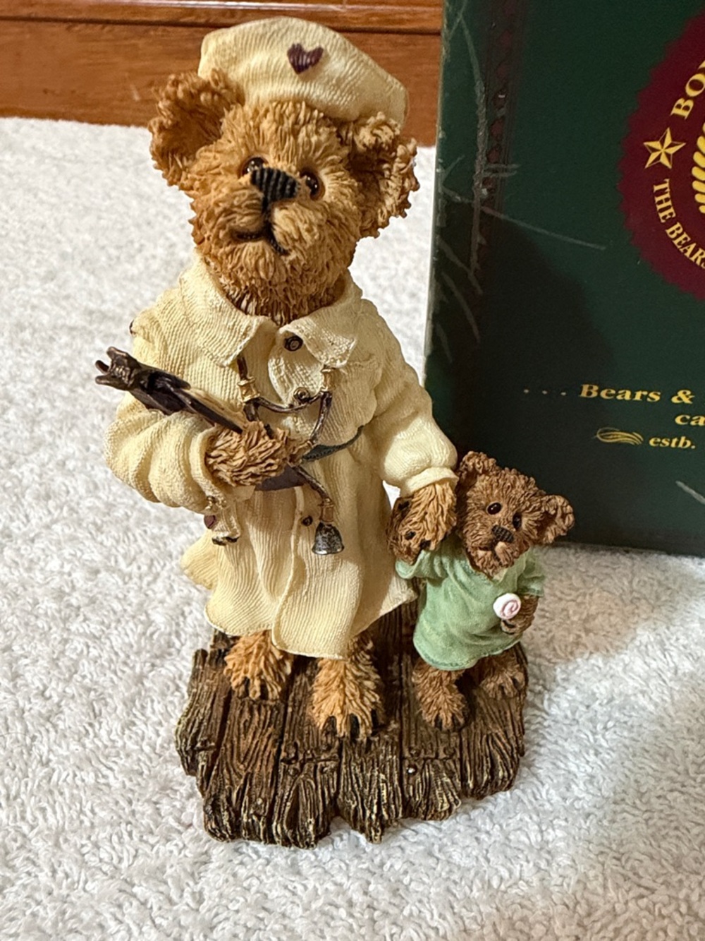 NWT Boyds Bears Bearstone Limited Edition 5e/2126 Nurse Baby Collectible 2277722